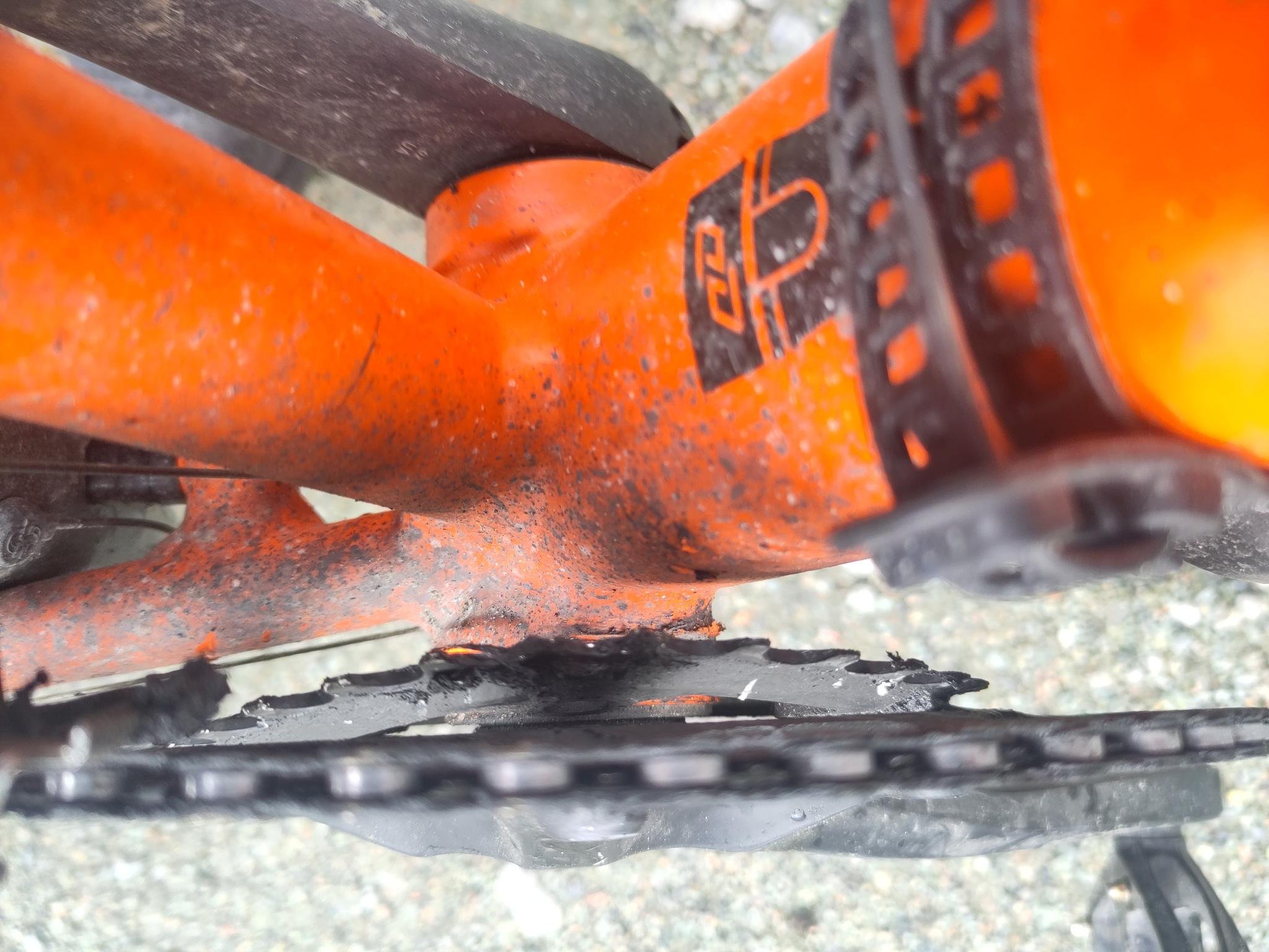 Zerbeultes Zahnrad Zerbeultes Zahnrad